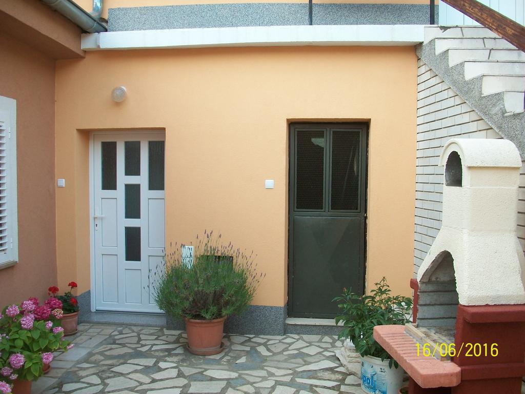 סנג' Apartment Boris מראה חיצוני תמונה